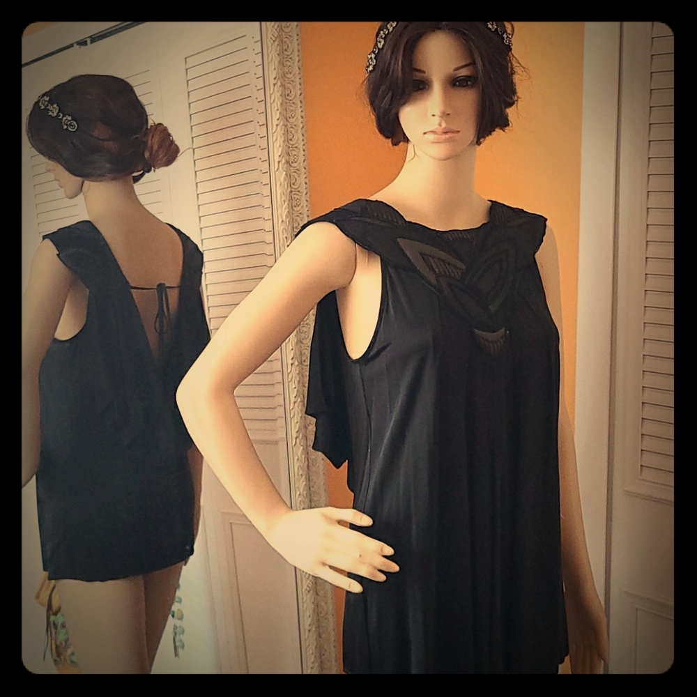 BCBG RUNWAY Top